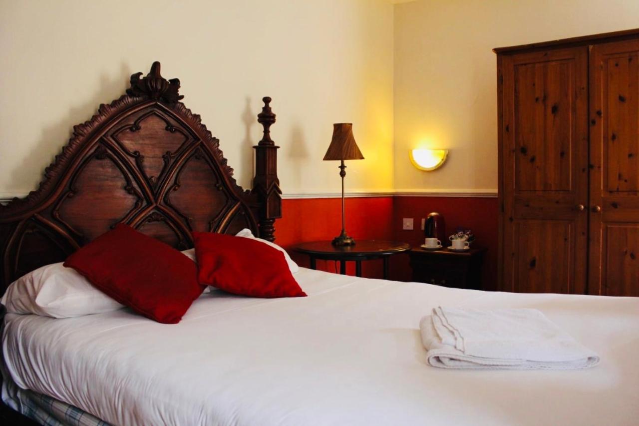 Crown Hotel Brackley מראה חיצוני תמונה