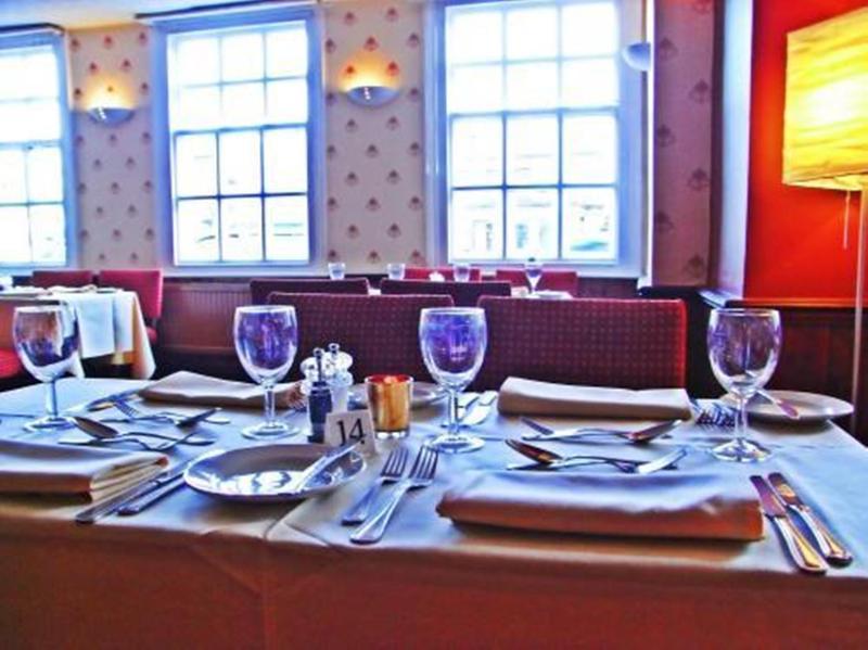 Crown Hotel Brackley מראה חיצוני תמונה