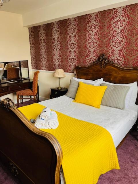 Crown Hotel Brackley מראה חיצוני תמונה